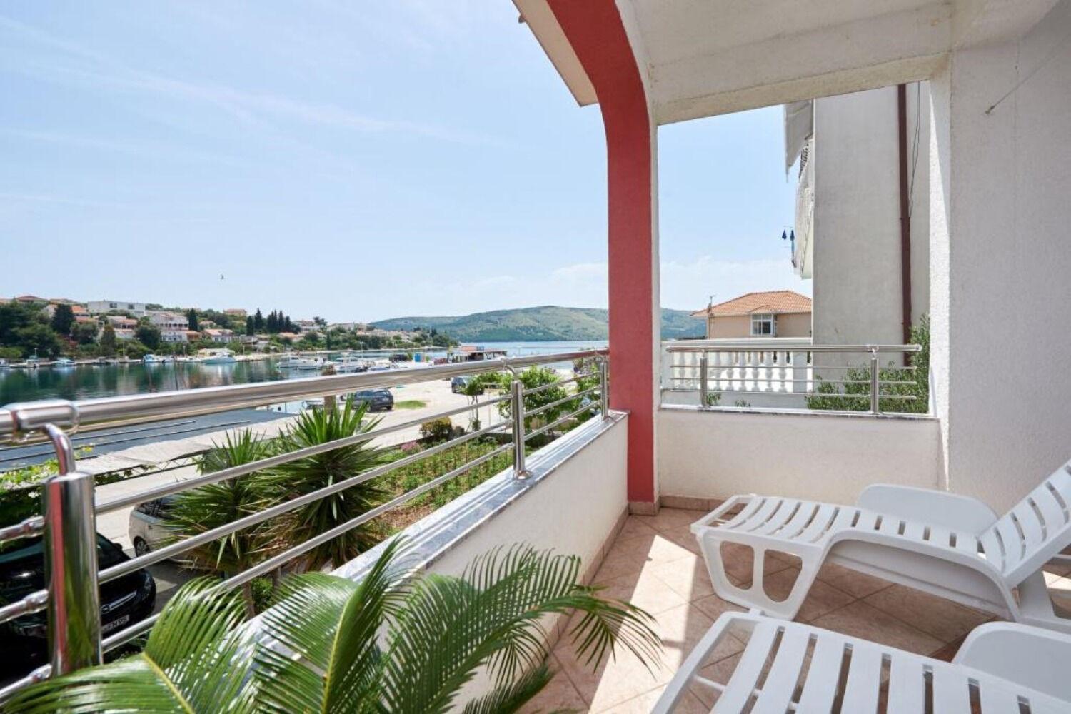 Apartments Mare - 30 M From Pebble Beach セゲット・ヴラニツァ エクステリア 写真